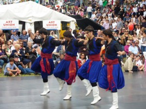 Tanzdarbietung auf dem Paniyiri Festival 